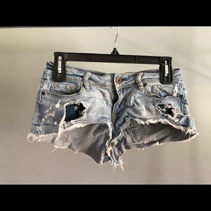 Short jean shorts